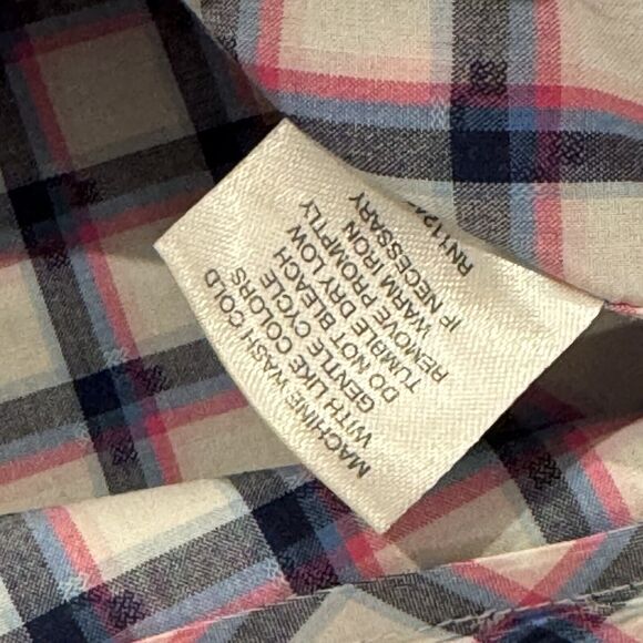 Tailorbyrd Button Down Shirt Men's Size Medium Pink Blue Long Sleeve - Picture 5 of 7